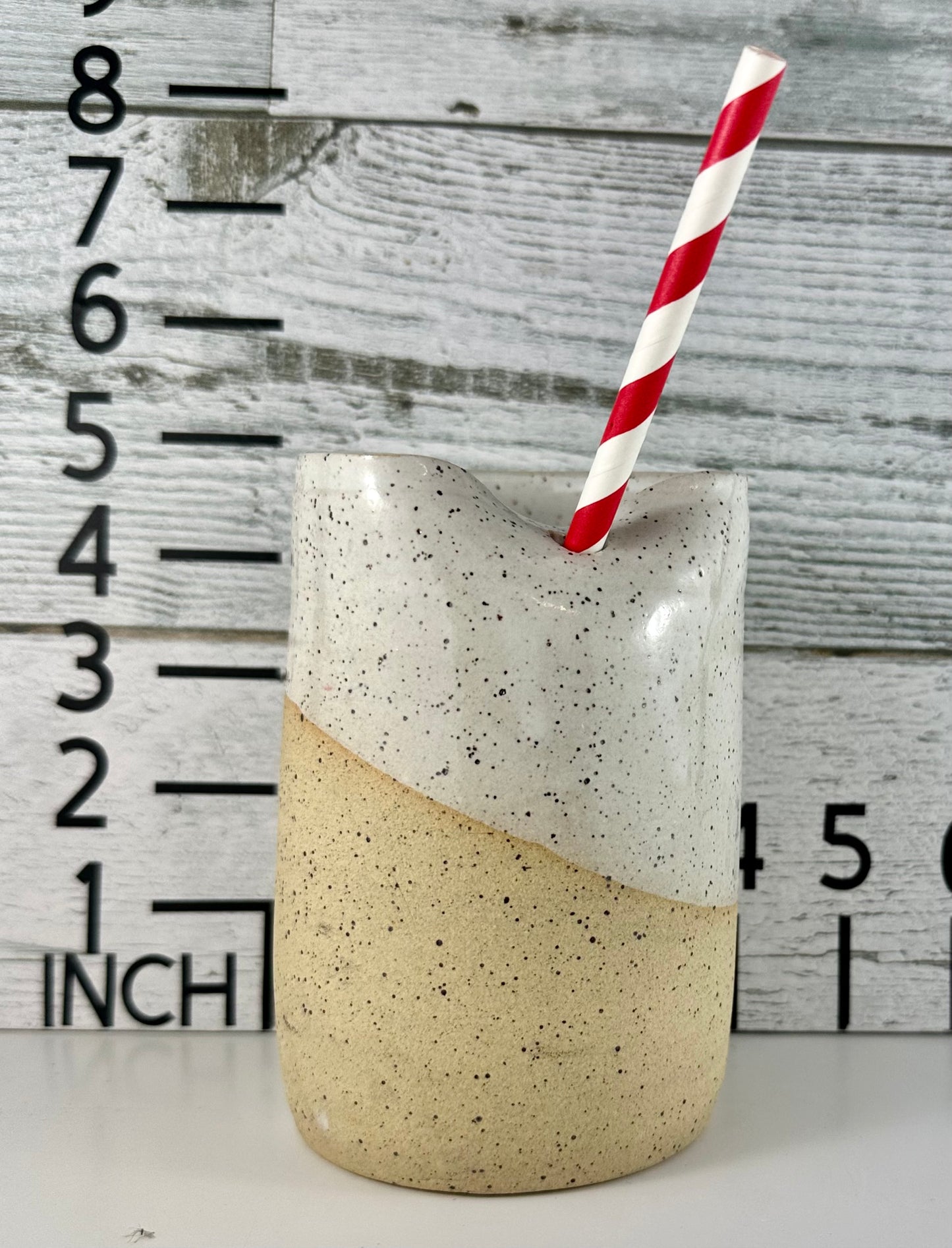 Beaver Straw Tumbler (white)